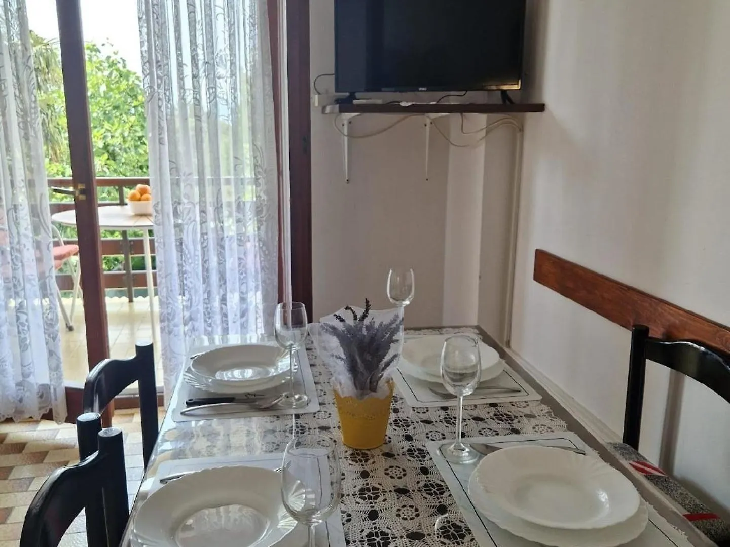 Ferienwohnung Fuer 4 Personen Ca 68 Qm In Njivice, Kvarner Bucht Krk 0*, Njivice